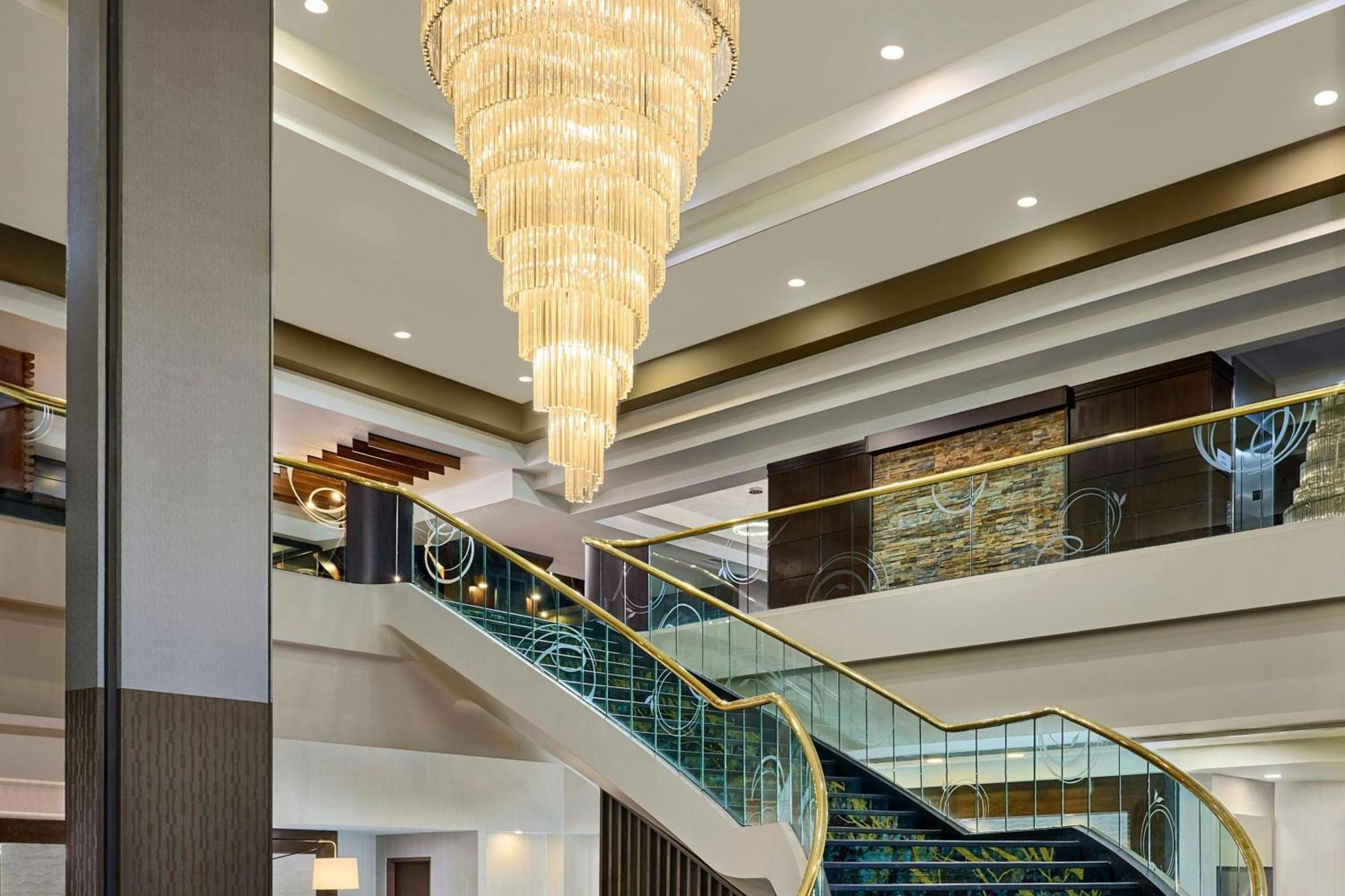 Sheraton Hamilton Hotel Экстерьер фото